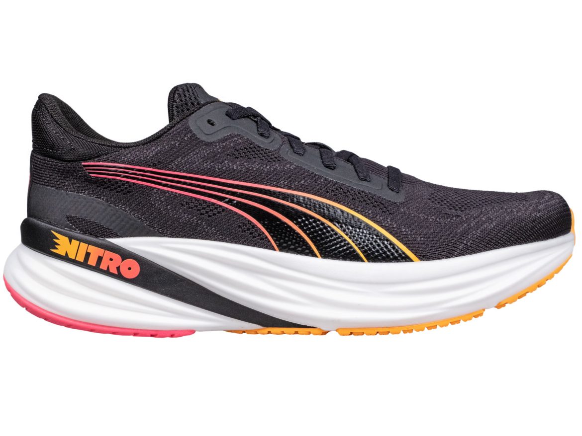 The side view of the Puma Magnify Nitro 2.