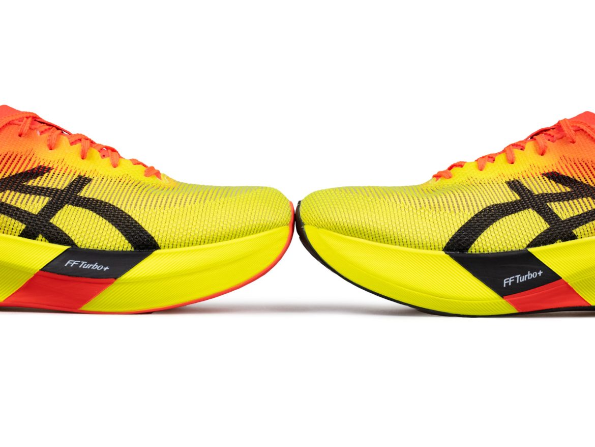 The Asics Metaspeed Sky Paris compared with Metaspeed Edge Paris.