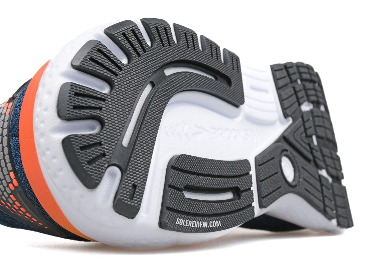 The transition groove of the Brooks Ghost 16.