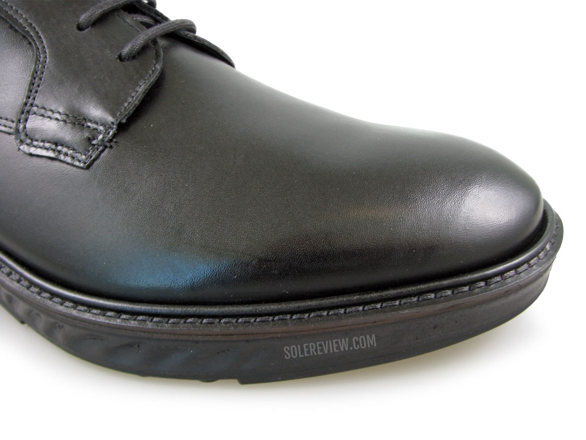The toe box of the Ecco ST1 Hybrid.