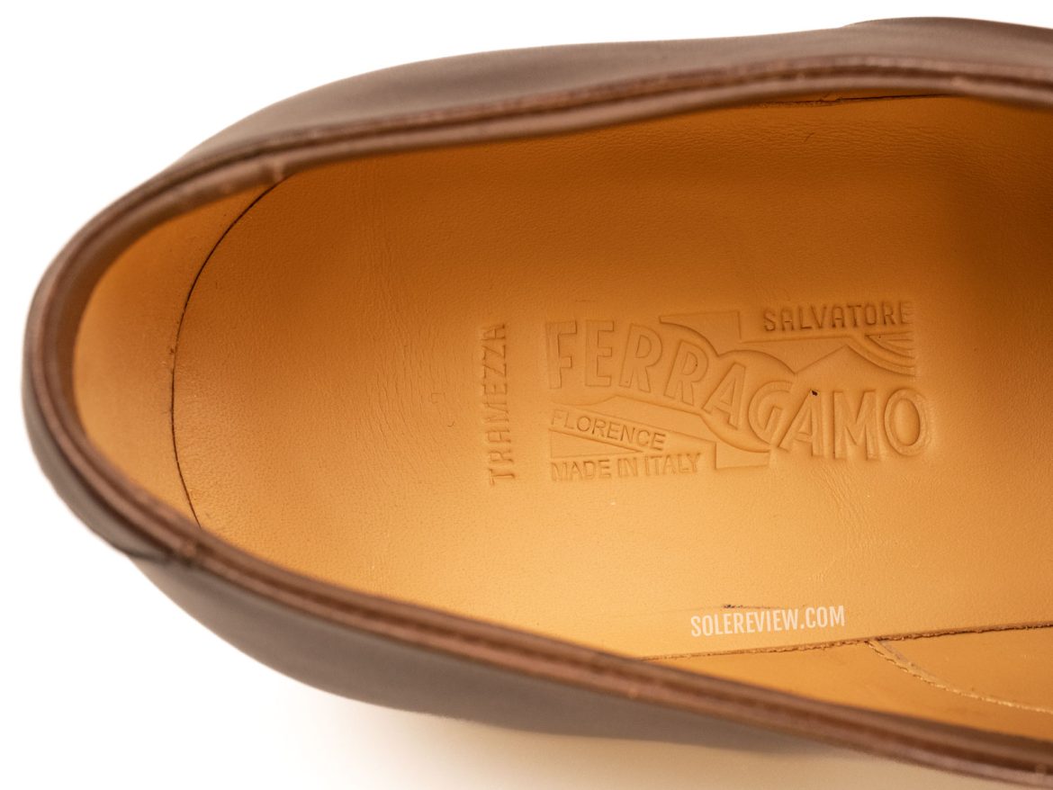 The leather footbed of the Ferragamo Tramezza Derby.