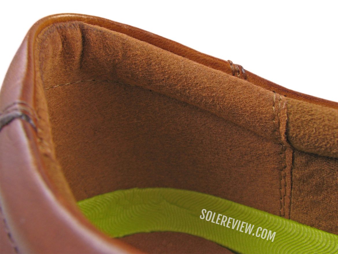 The heel lining of the Florsheim Midtown.