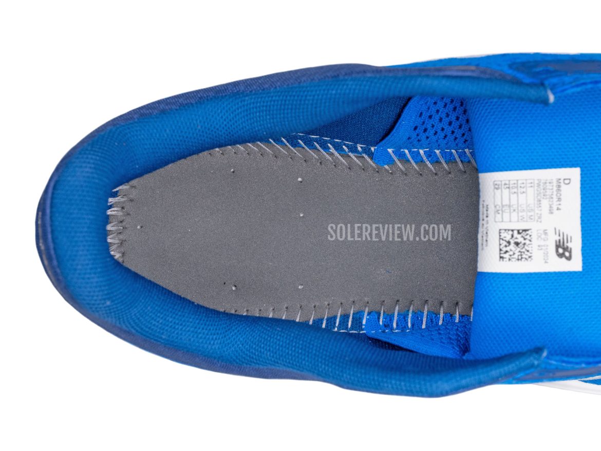 The foam lasting of the New Balance 860V14.