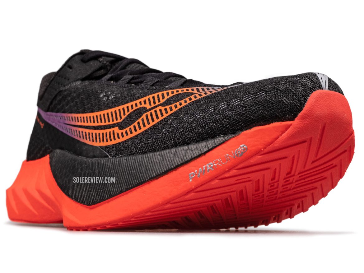 The midsole rocker of the Saucony Endorphin Pro 4.