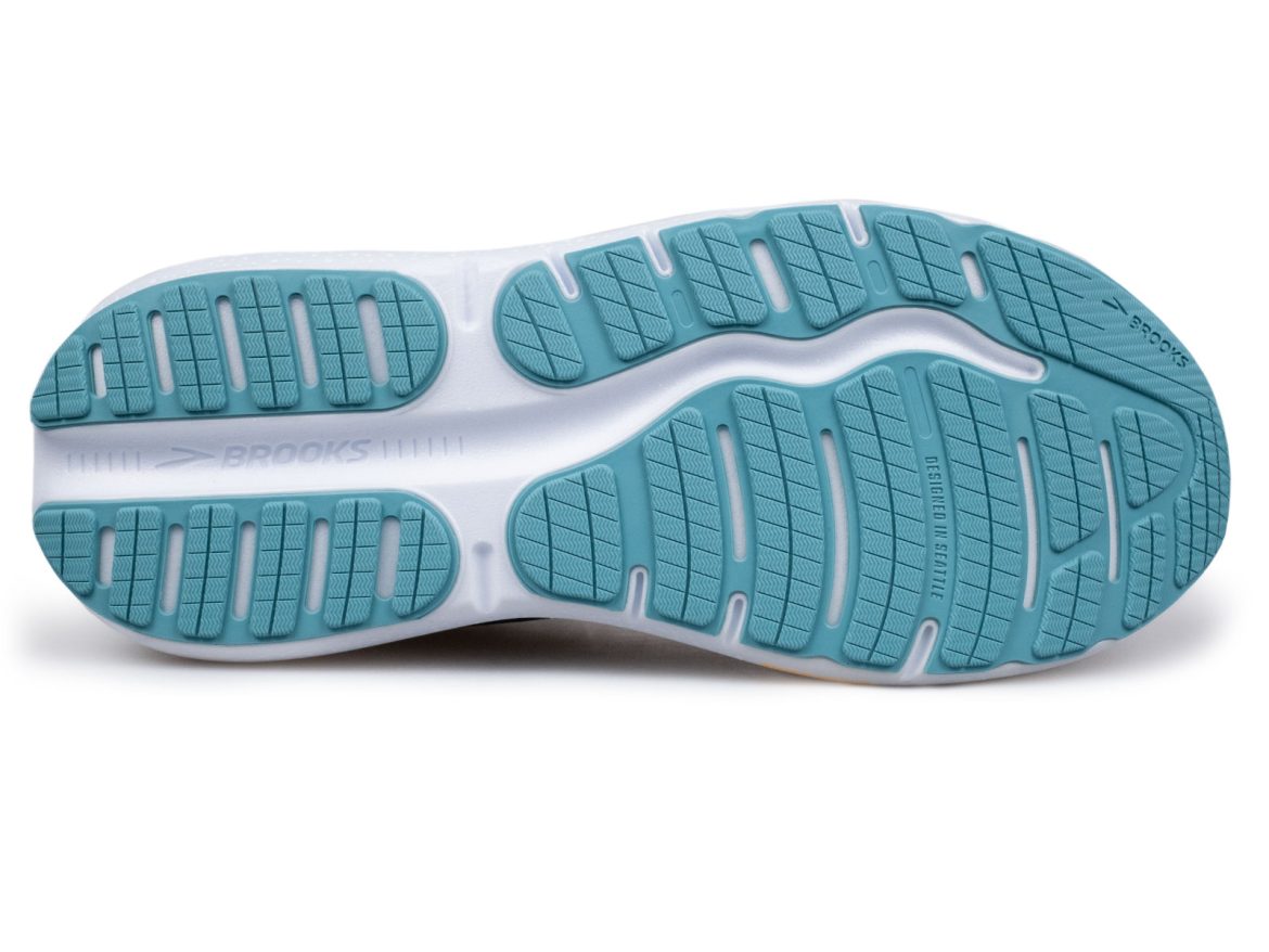 The outsole of the Brooks Ghost Max 2.