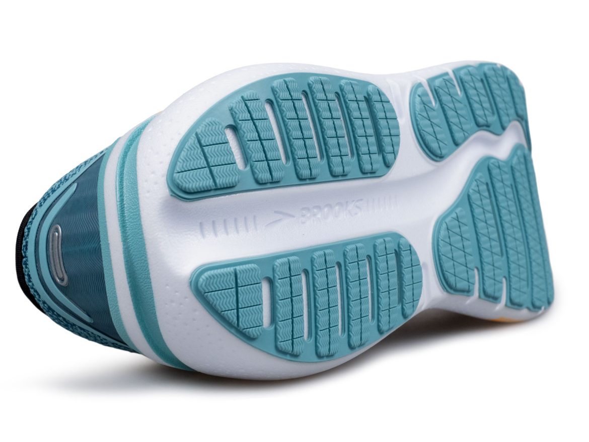 The transition groove of the Brooks Ghost Max 2.