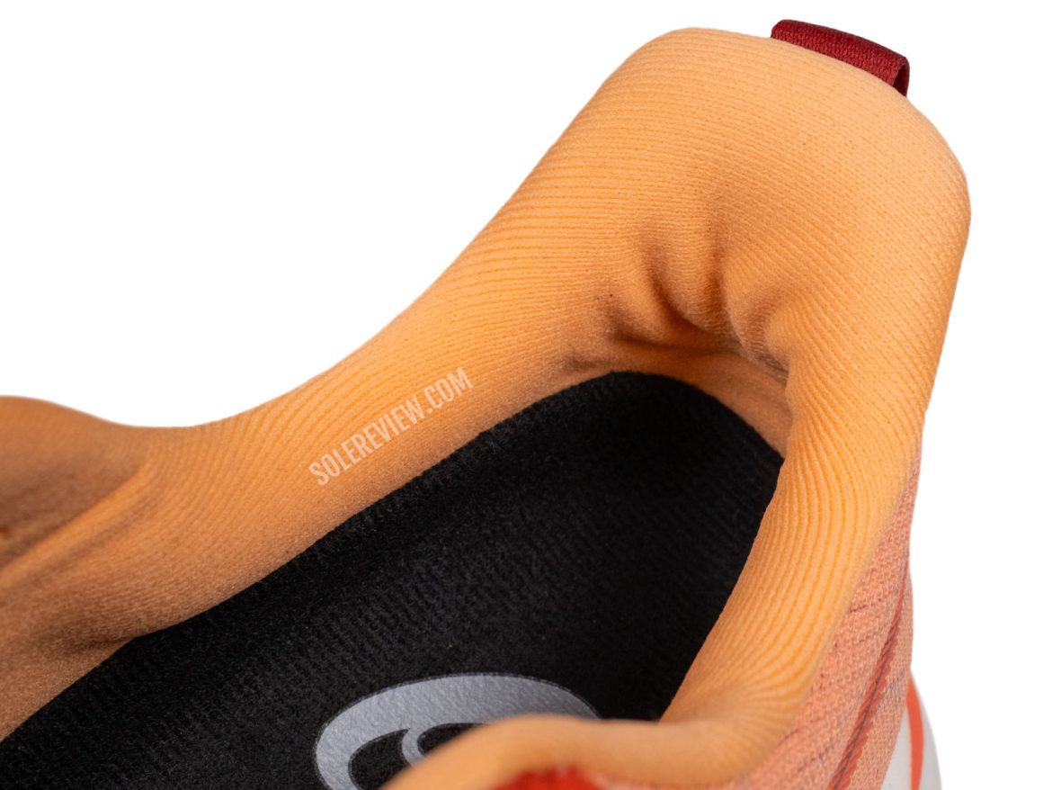The heel collar of the Asics GT-2000 13.