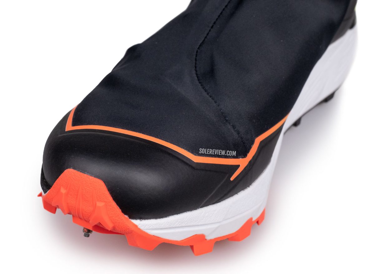The reinforced toebox of the Salomon Wintercross Spike.