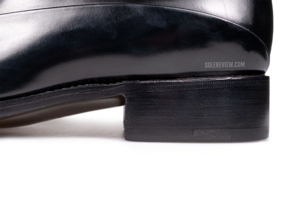 The beveled waist of the Santoni Limited Edition shoe.
