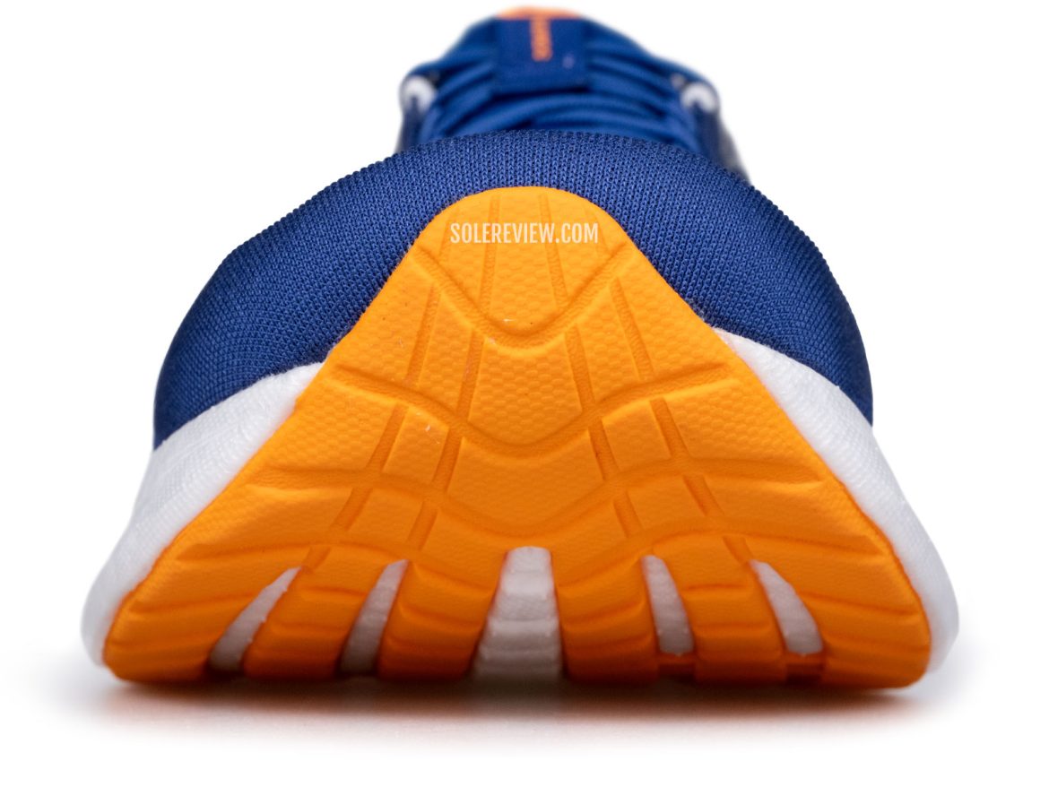 The midsole rocker of the Saucony Ride 18.