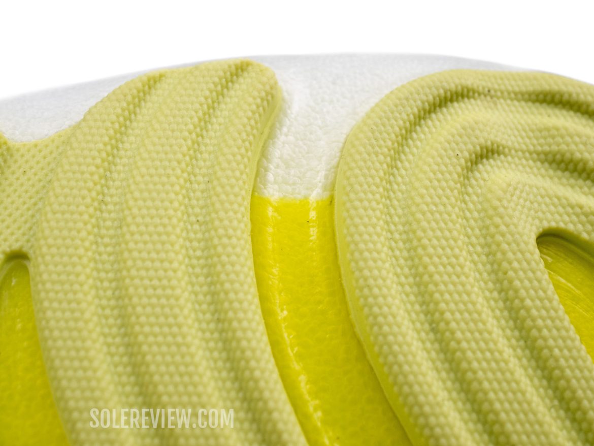 The dual-density DNA Tuned foam of the Brooks Glycerin 22.
