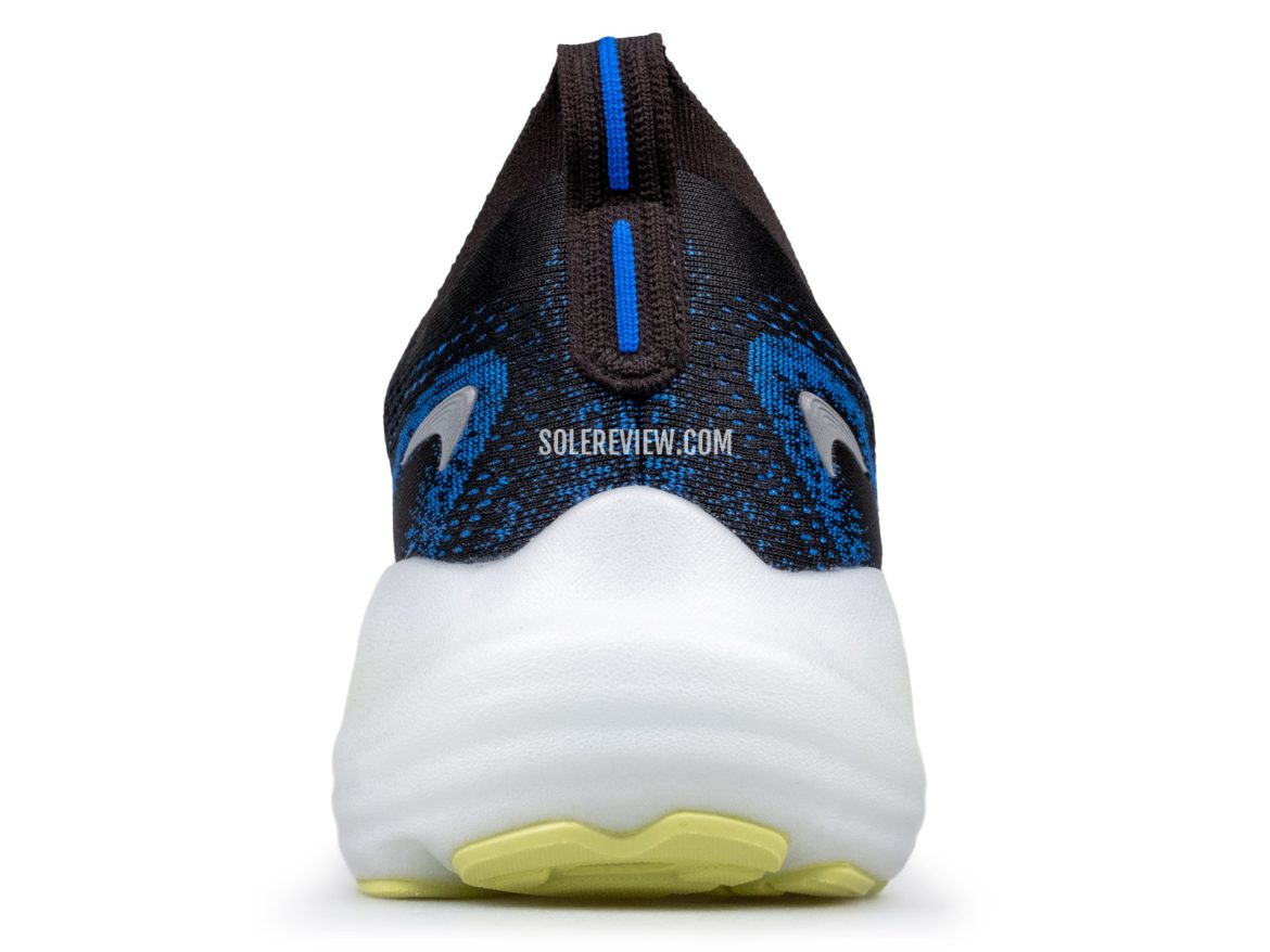 The heel view of the Brooks Glycerin 22.