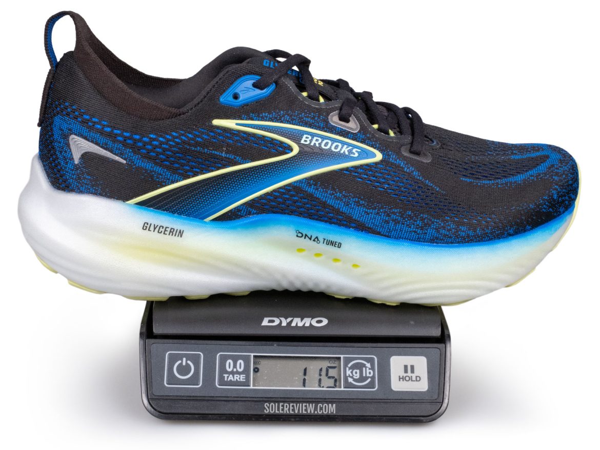 The weight of the Brooks Glycerin 22.