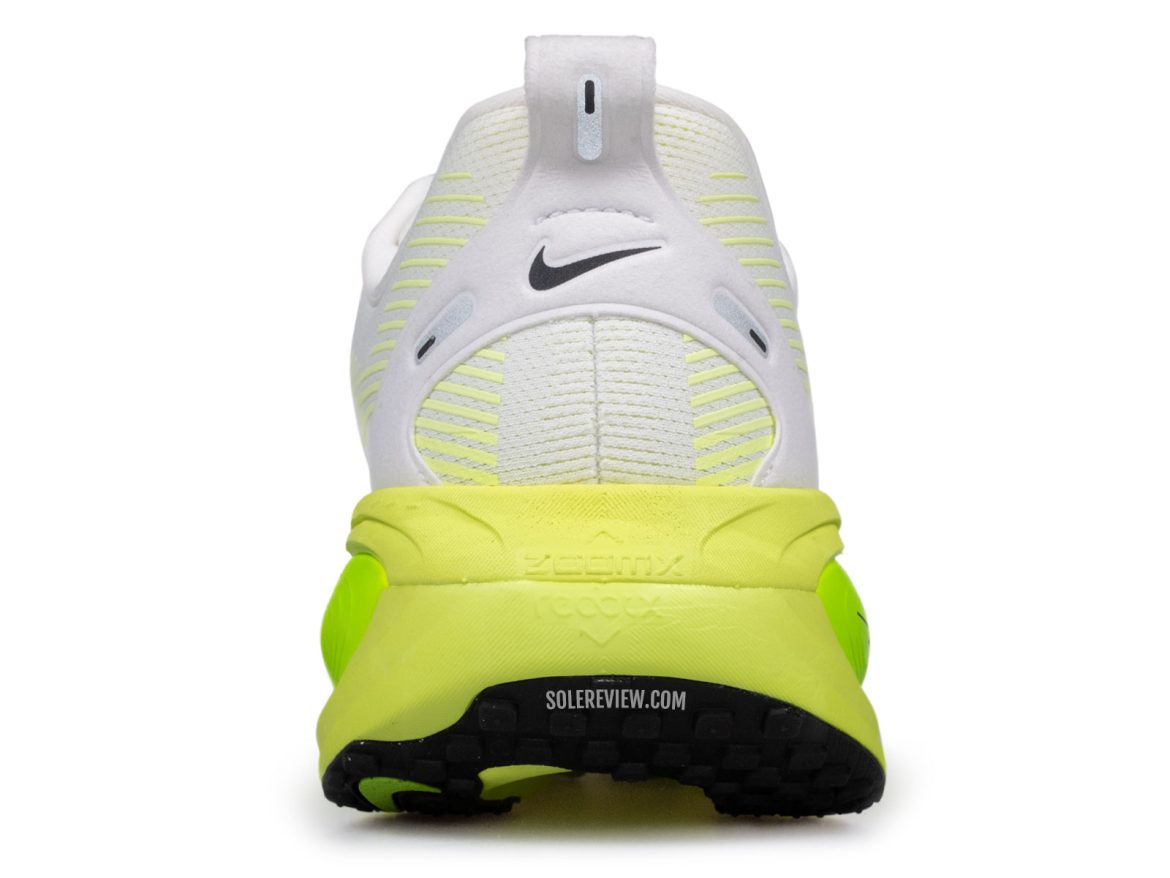 The heel view of the Nike Vomero 18.