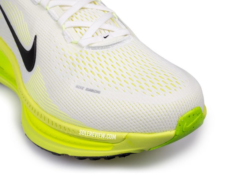 The toe box of the Nike Vomero 18.