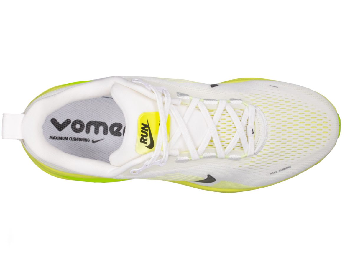 The top view of the Nike Vomero 18.