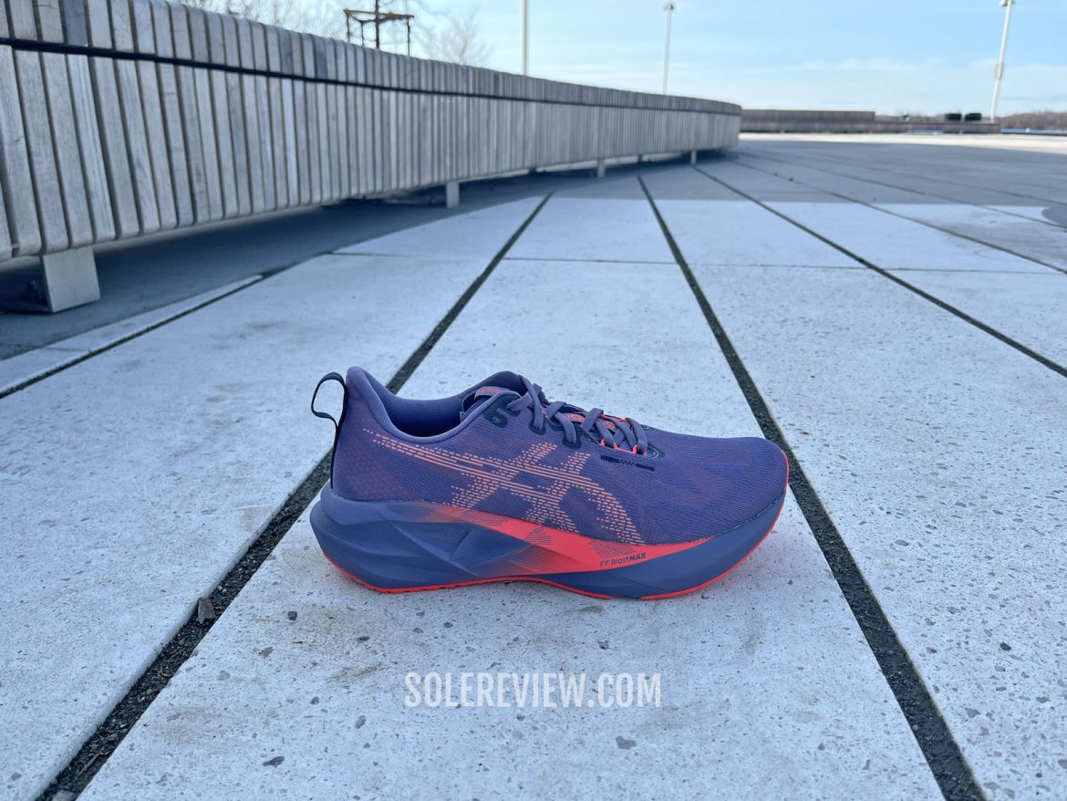 Asics Novablast 5 outdoors