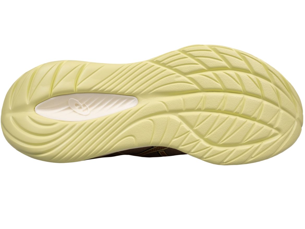 The foam outsole of the Asics Cumulus 27.
