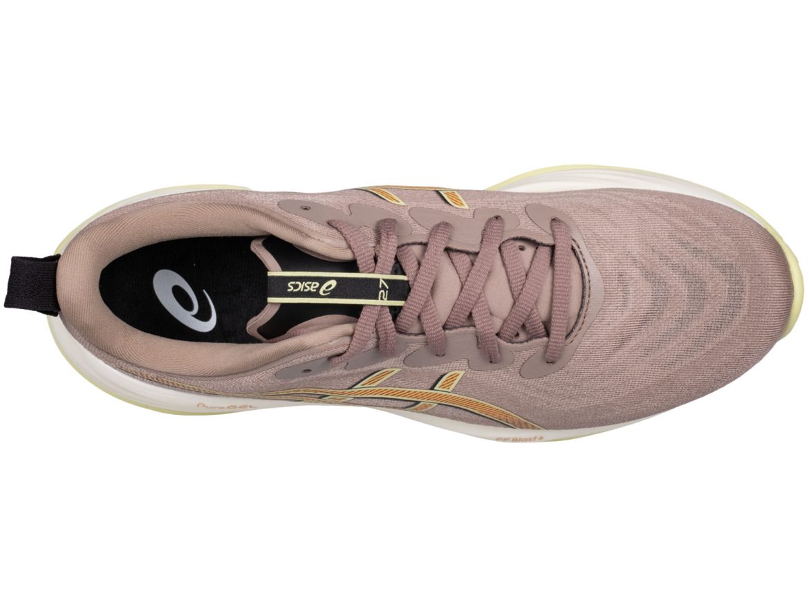 The top view of the Asics Cumulus 27.