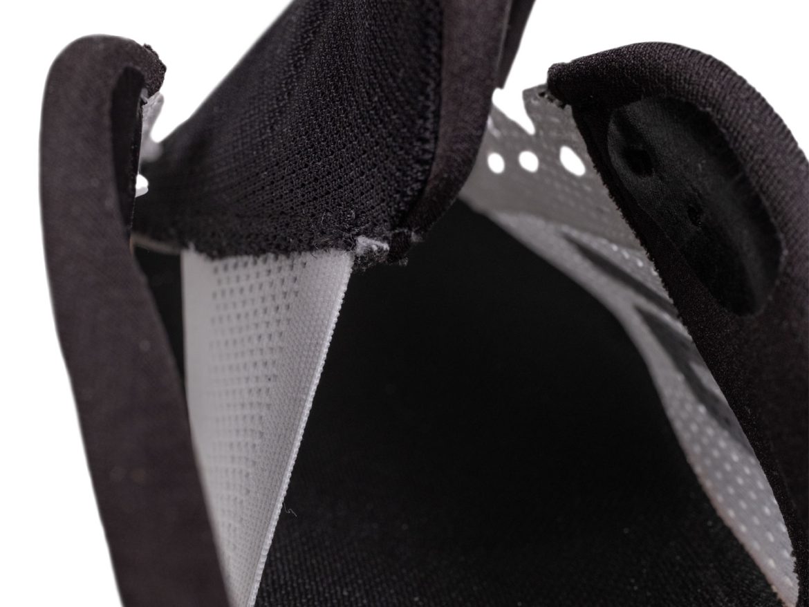 Skechers_Aero_Burst_sleeve The half inner gusset of the Skechers Aero Burst.