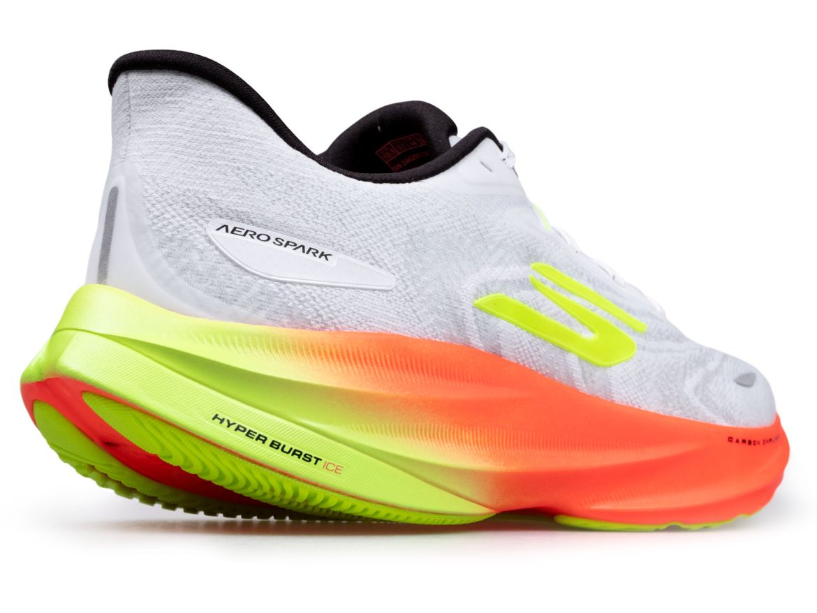 The side profile of the Skechers Aero Spark.