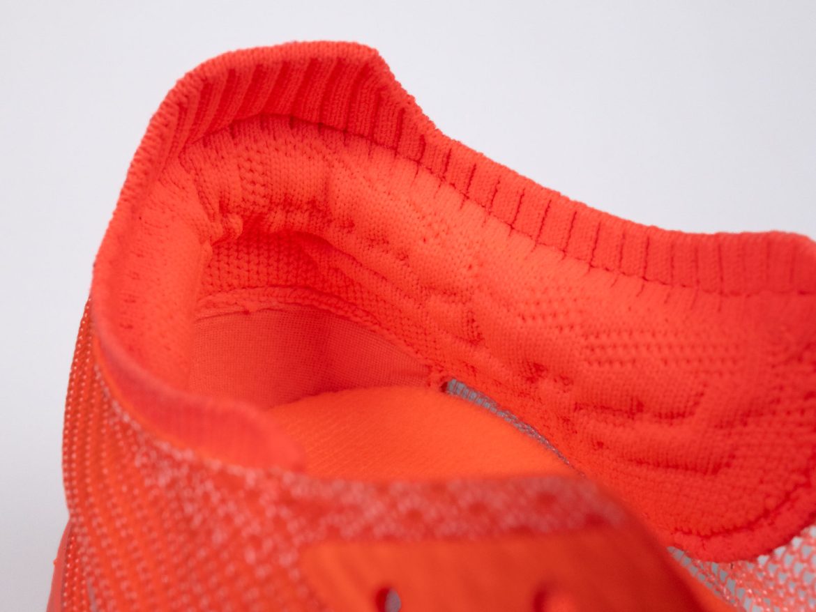The heel collar of the Brooks Hyperion Elite 5.