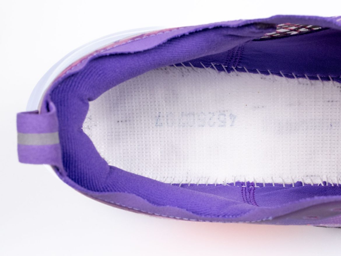 The lasting of the Asics Megablast.
