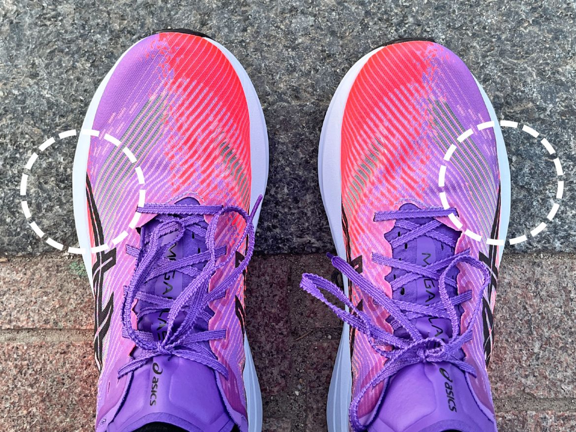 The tight fit over small pinky toe on the Asics Megablast.