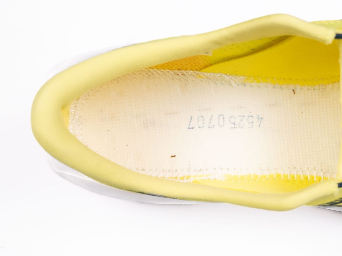 The fabric lasting of the Asics Sonicblast.