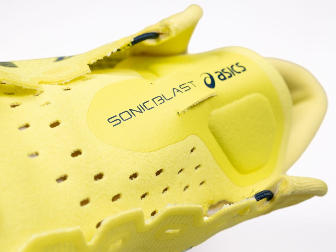 The perforated tongue of the Asics Sonicblast.