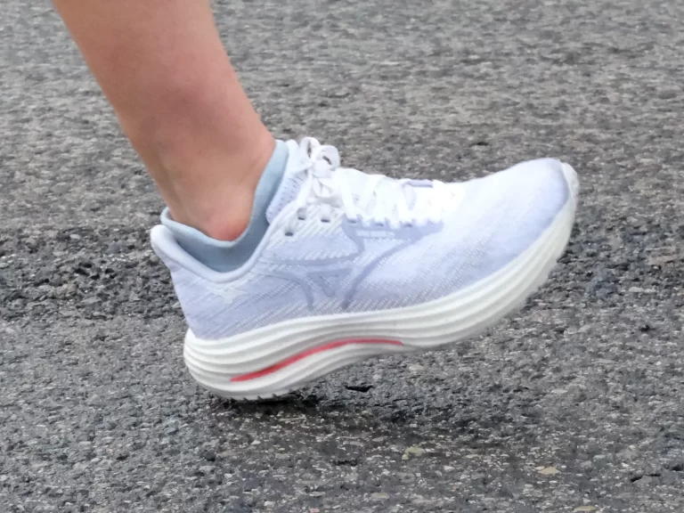 Mizuno Wave Rider 29 womens on the road.