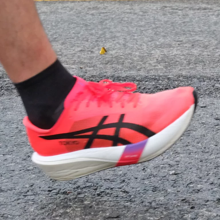 Asics Metaspeed Edge Tokyo recreational pre-contact.