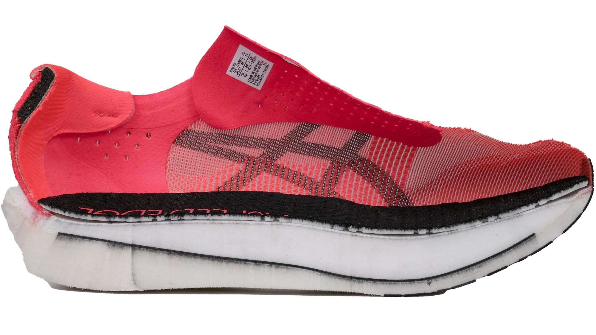 Cut-in-half: Asics Metaspeed Edge Tokyo Review