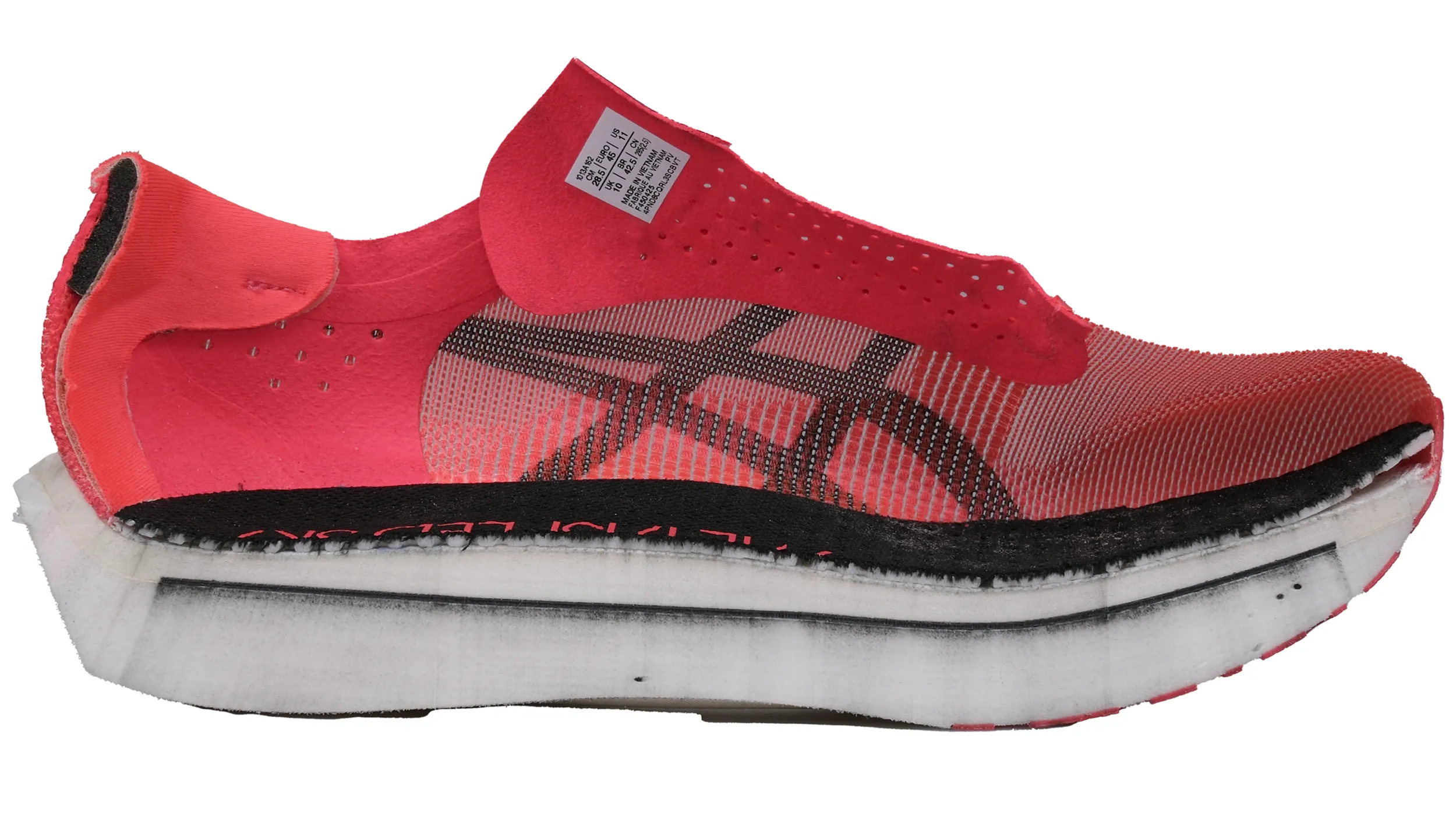 Cut-in-half shoe analysis