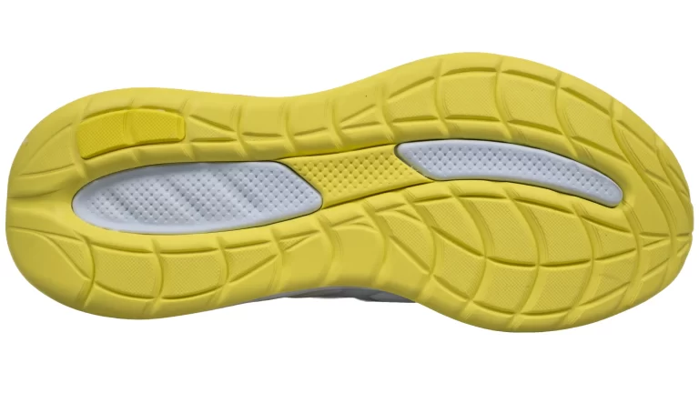 Asics Cumulus 28 outsole 2500x1406
