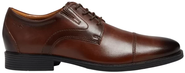 Clarks Whiddon cap toe product box.