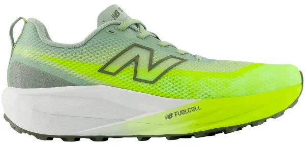 New Balance Supercomp Trail V2 product box.