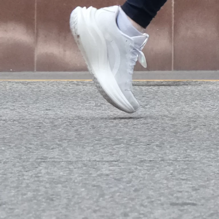 3 Puma MagMax Nitro 2 toe off