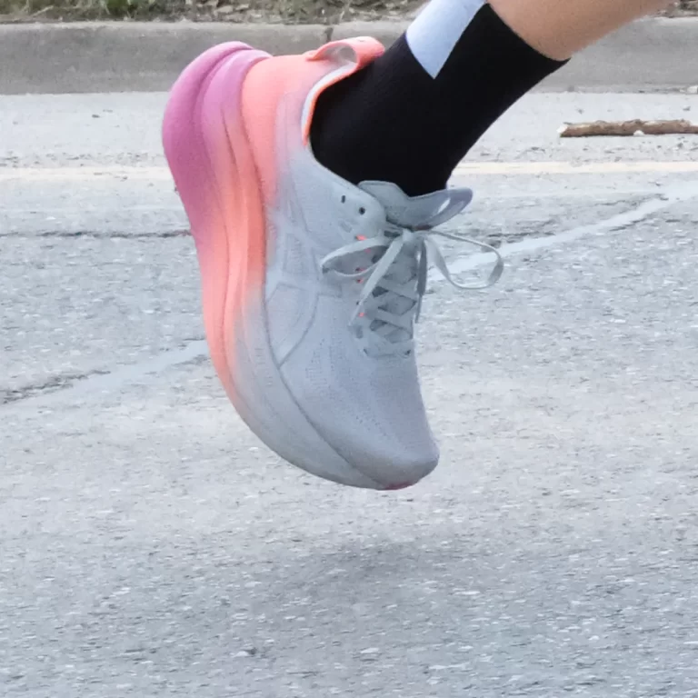 3 Asics Nimbus 28 heavy women toe-off